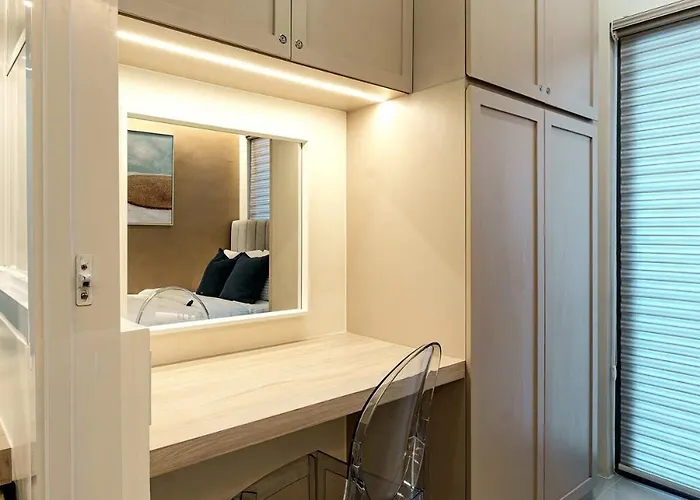 Apartment Comfort Free Parking Fame Mall Access *